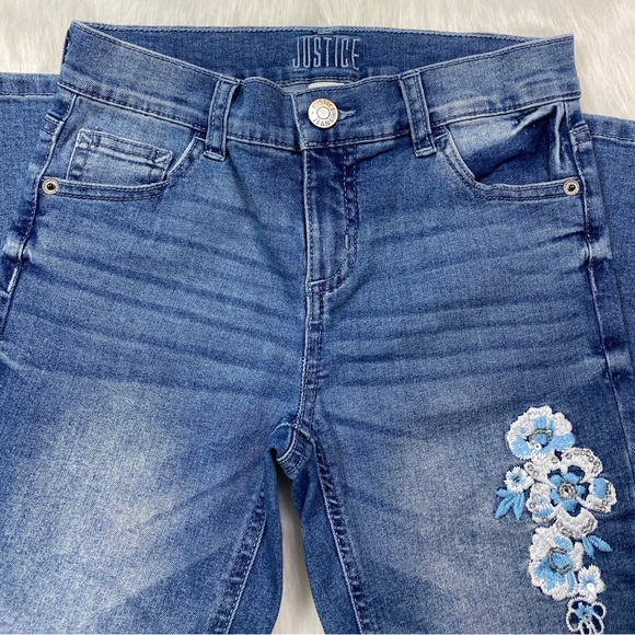 Justice Flower Apliquรฉ Embellished Blue Jeans 
Size 12 - Picture 5 of 14